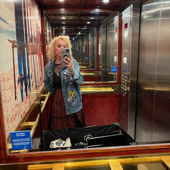 Meet your Posher, Chevy - Picture 5 of 7